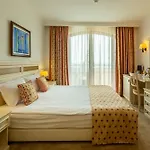 Villa Helena Vip Villas&suites - Half Board *
