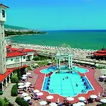 Helena Vip Villas&suites - Half Board *