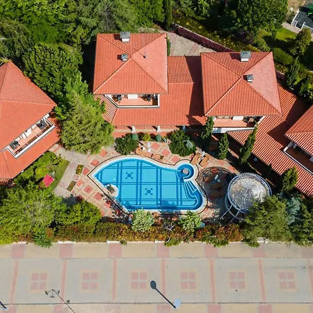 Helena Vip And * Sluneční pobřeží