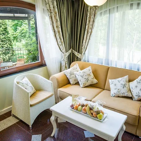 Vila Helena Vip And